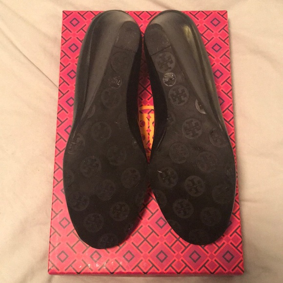 Tory Burch Shoes - Picture 2 of 5